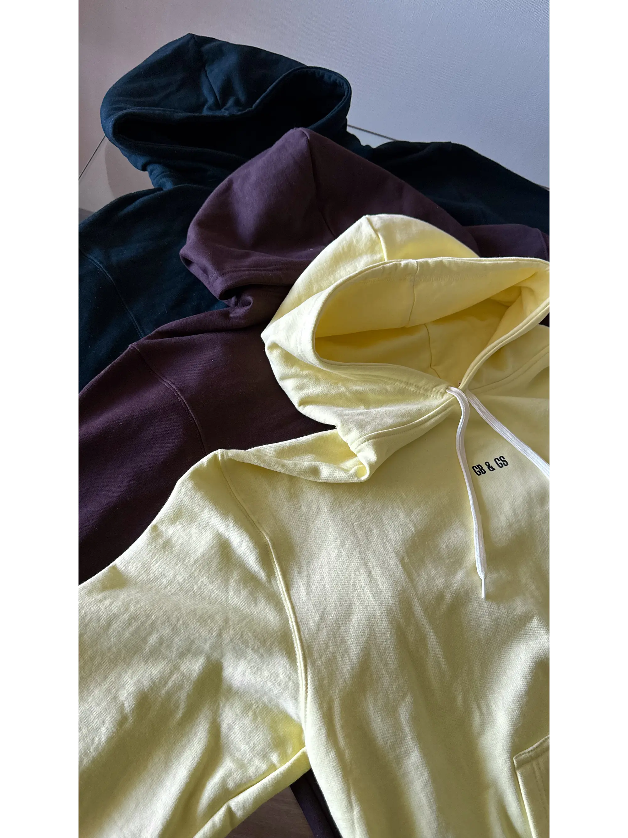 Polerón canguro Regular Fit 