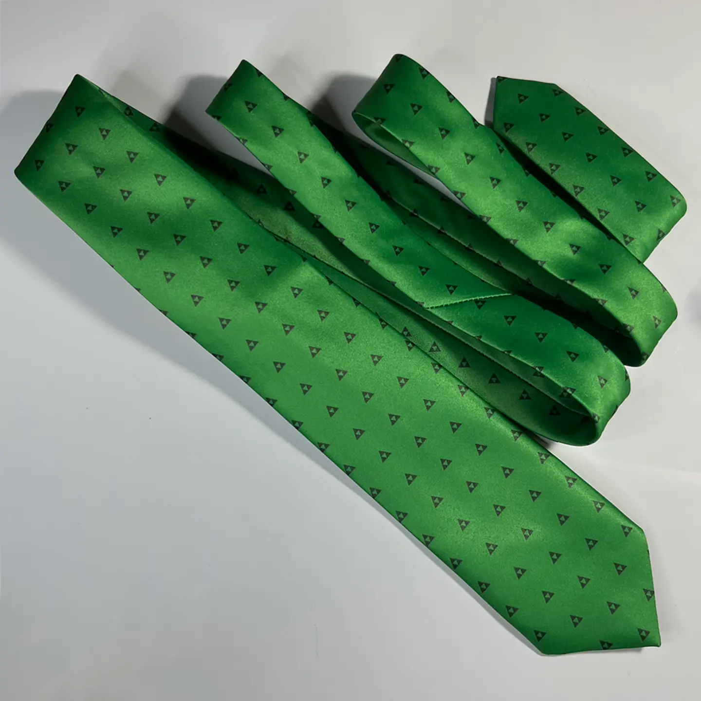 Corbata Trifuerza 2