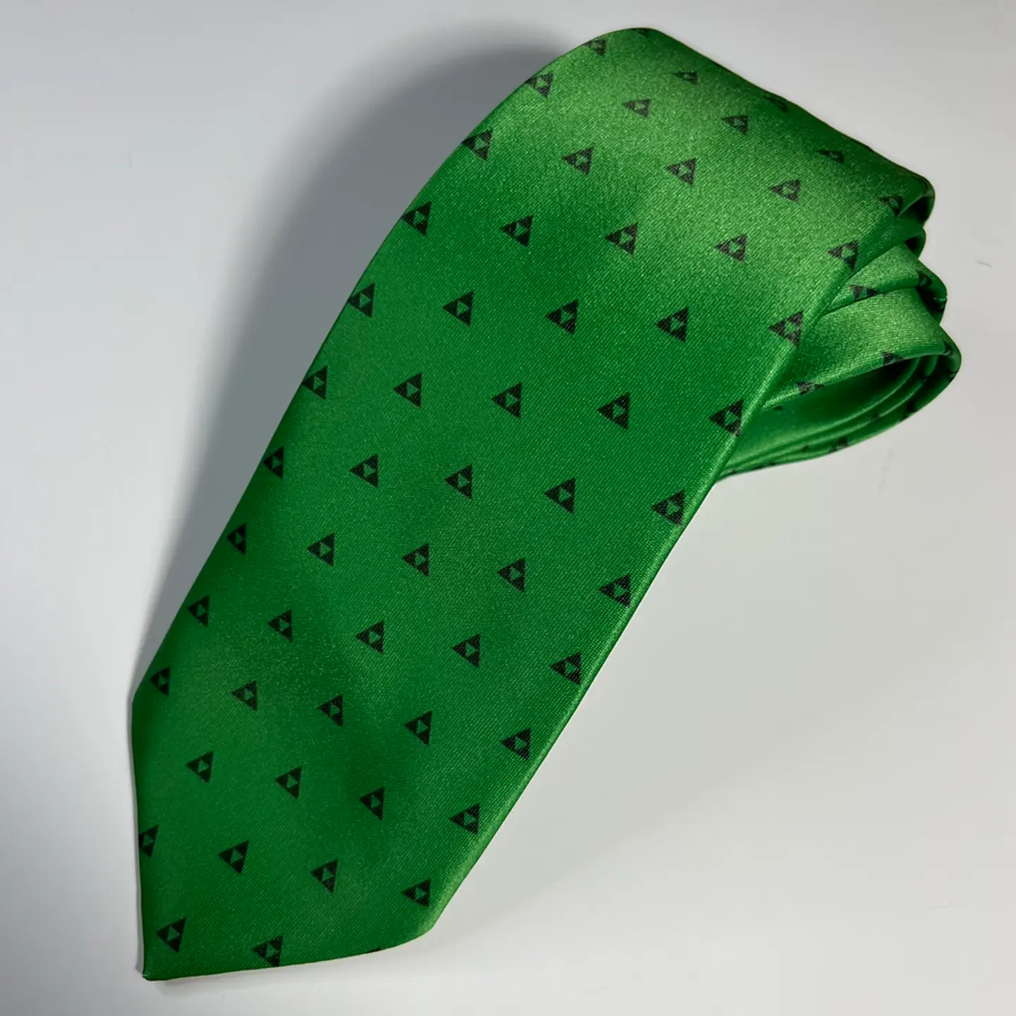 Corbata Trifuerza 3