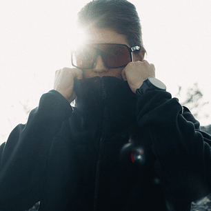 Polar medio cierre mujer negro