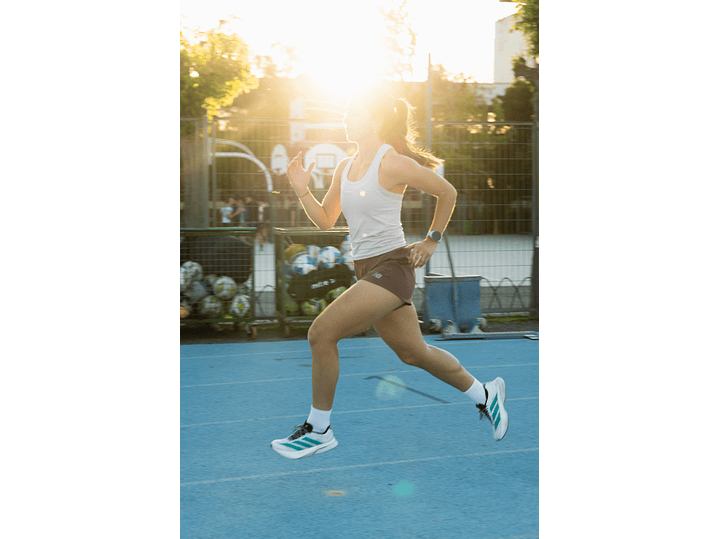 Performance blanco 4