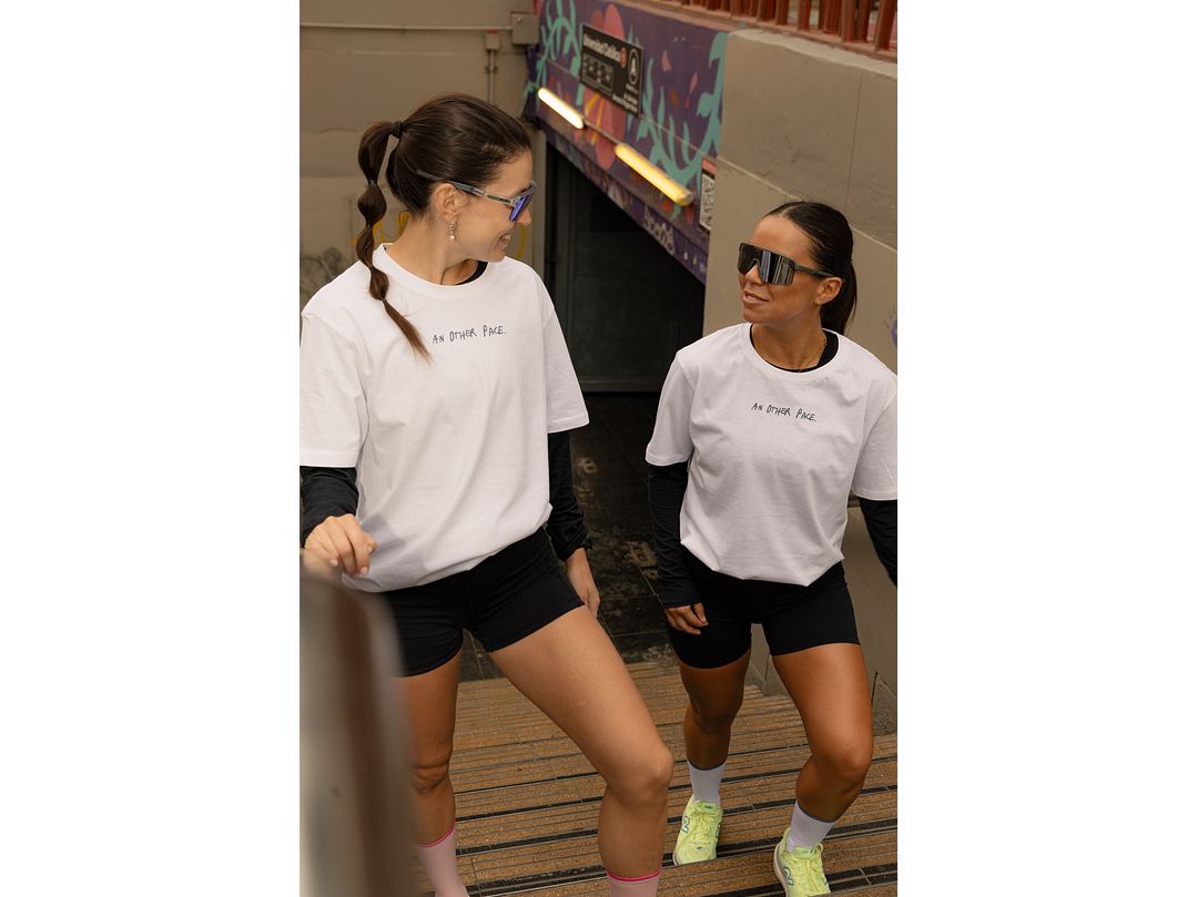 Maratown Santiago 2026 T- Shirt rosada  9