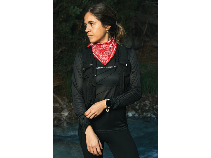 PRE ORDER - Polera running is the new habit negra  1