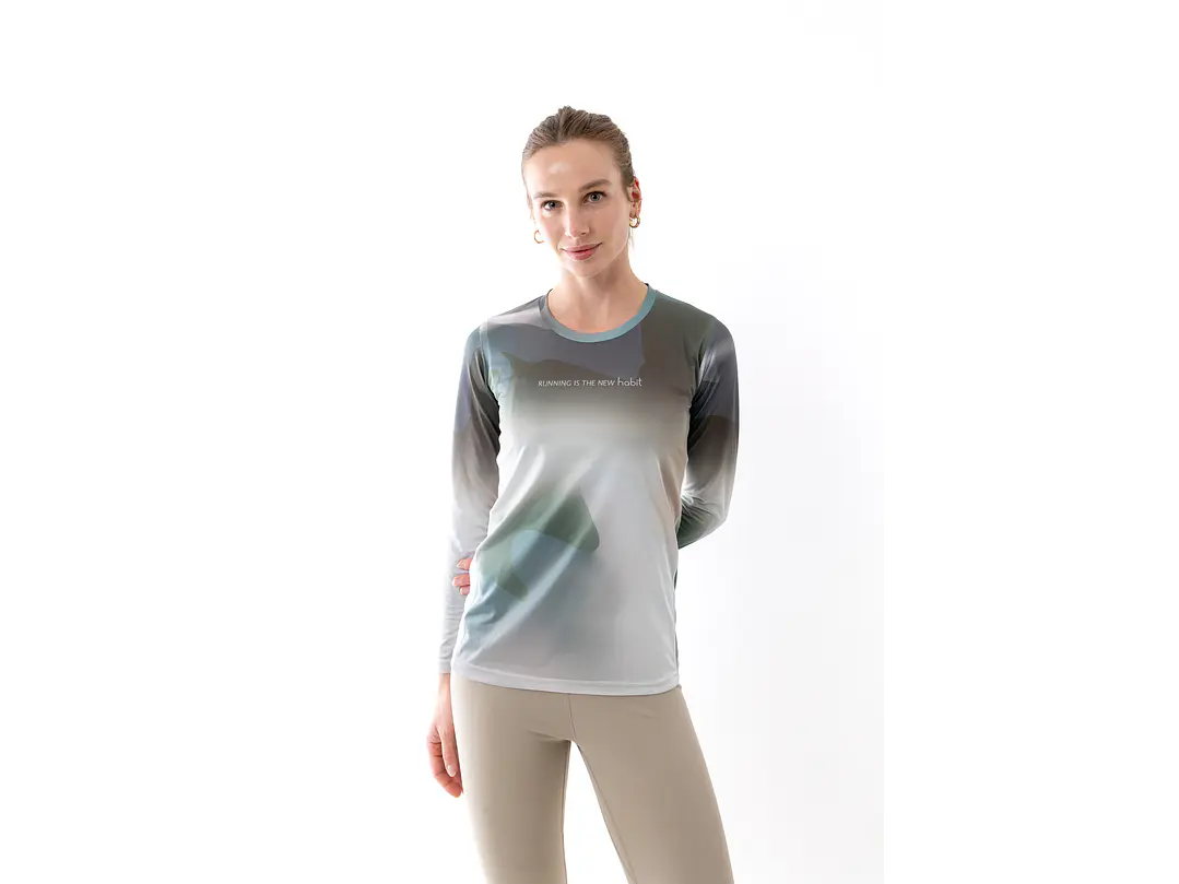 PRE ORDER - Polera running is the new habit verde 2