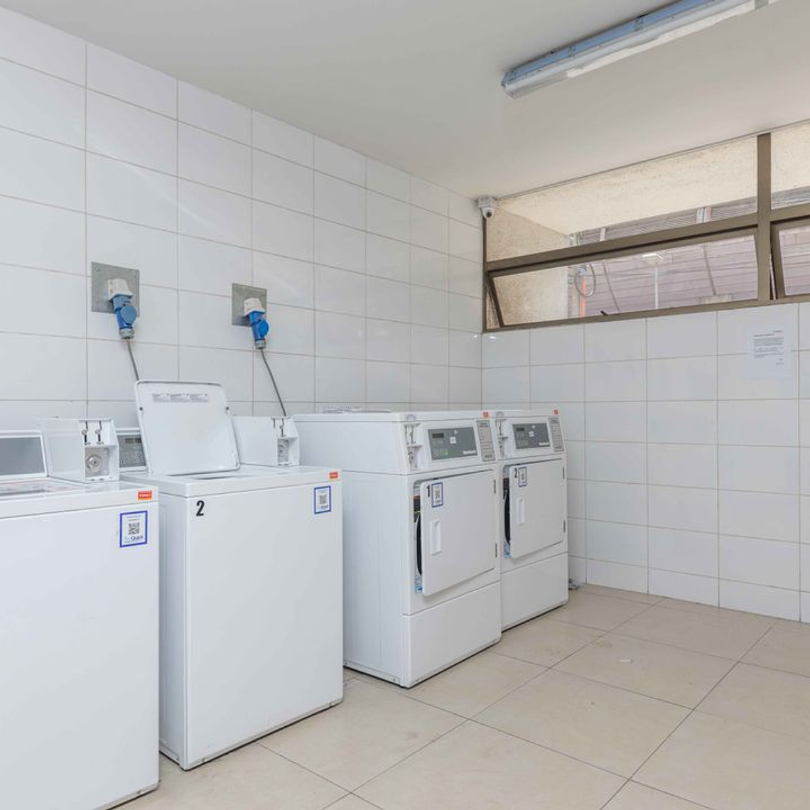 AV VICUÑA MACKENNA 2935 5