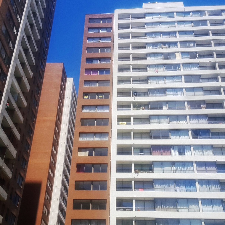 AV VICUÑA MACKENNA 2935 1