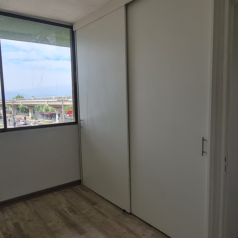 AV VICUÑA MACKENNA 11847 4