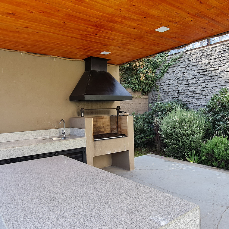 FERNANDEZ ALBANO 192, LA CISTERNA 9