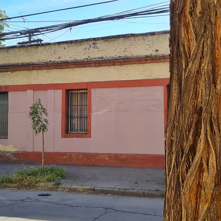 LIRA 2002 ESQ ARAUCO 380, SANTIAGO 4