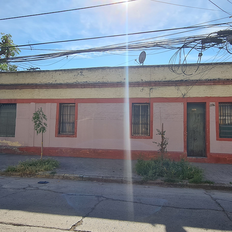 LIRA 2002 ESQ ARAUCO 380, SANTIAGO 2