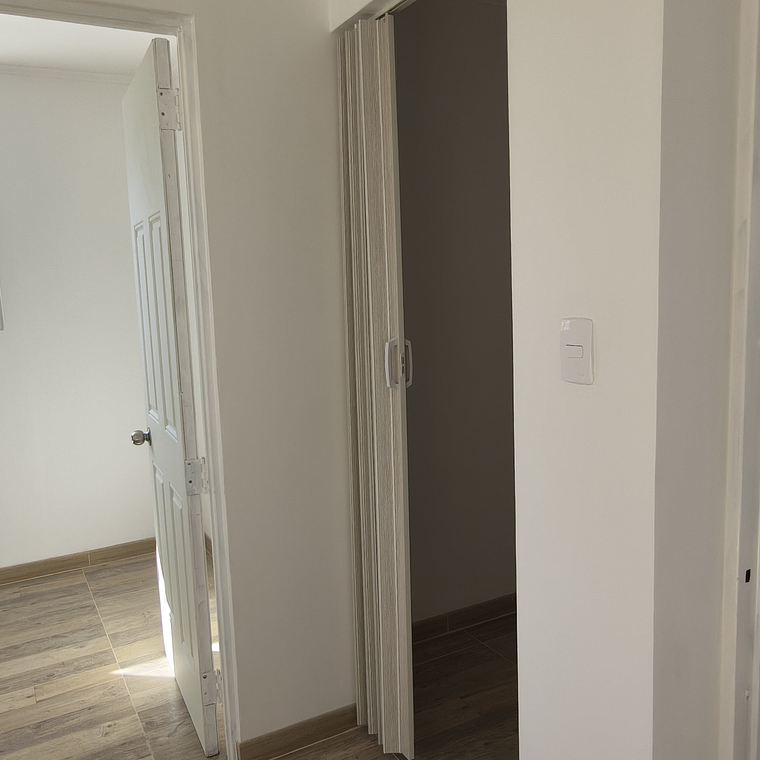 TOESCA 2532, SANTIAGO 10