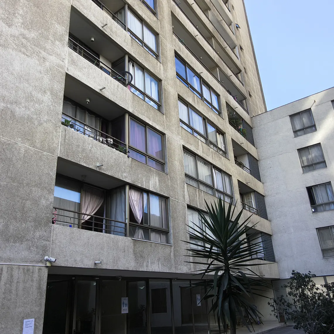 DIECIOCHO 715, ESTILO MARIPOSA 2