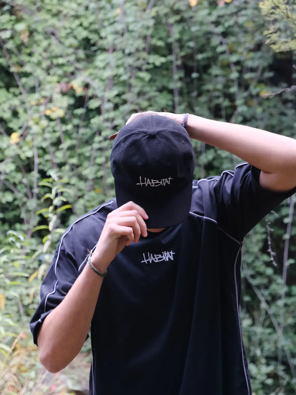 HABITAT PIGMENT BLACK T-SHIRT 3