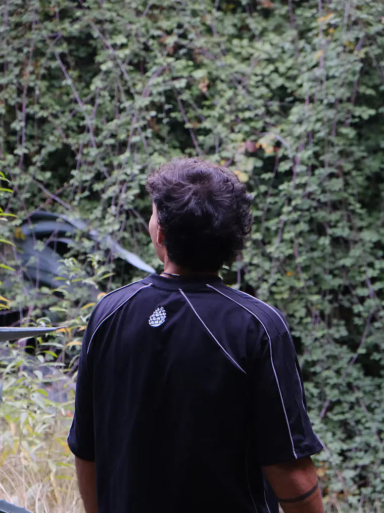 HABITAT PIGMENT BLACK T-SHIRT 4
