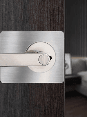 Placa reparadora de puertas