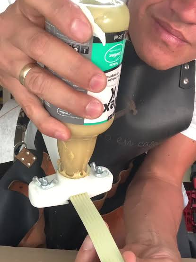 Aplicador de tapacantos manual 2