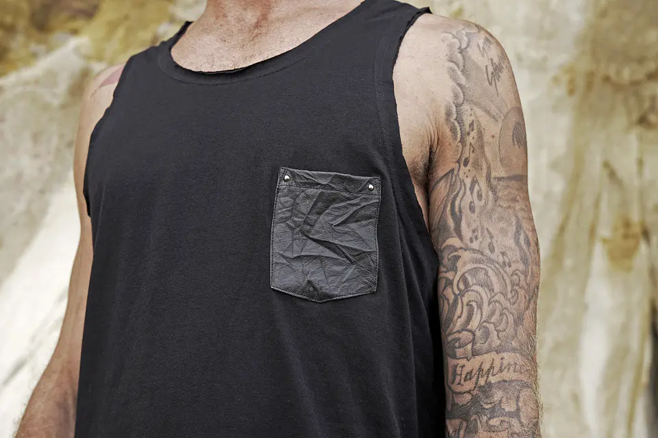 YATI SINGLET black 4