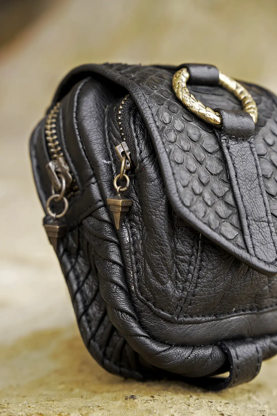 NERVA MINI BAG black | brass 7