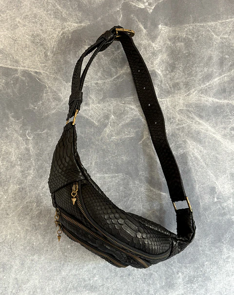 ASH PYTHON BAG black | brass