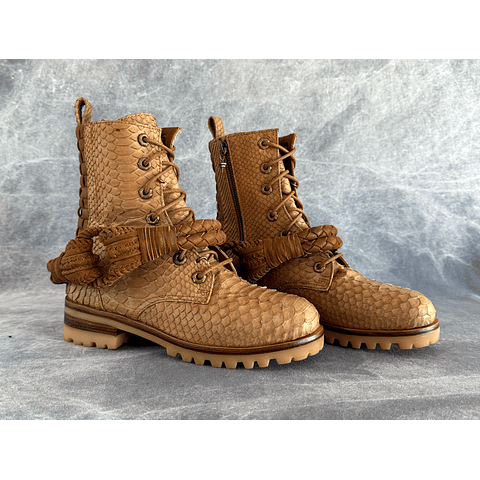 AARIA BOOT CUFFS camel