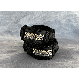 SHEA BOOT CUFFS black | silver