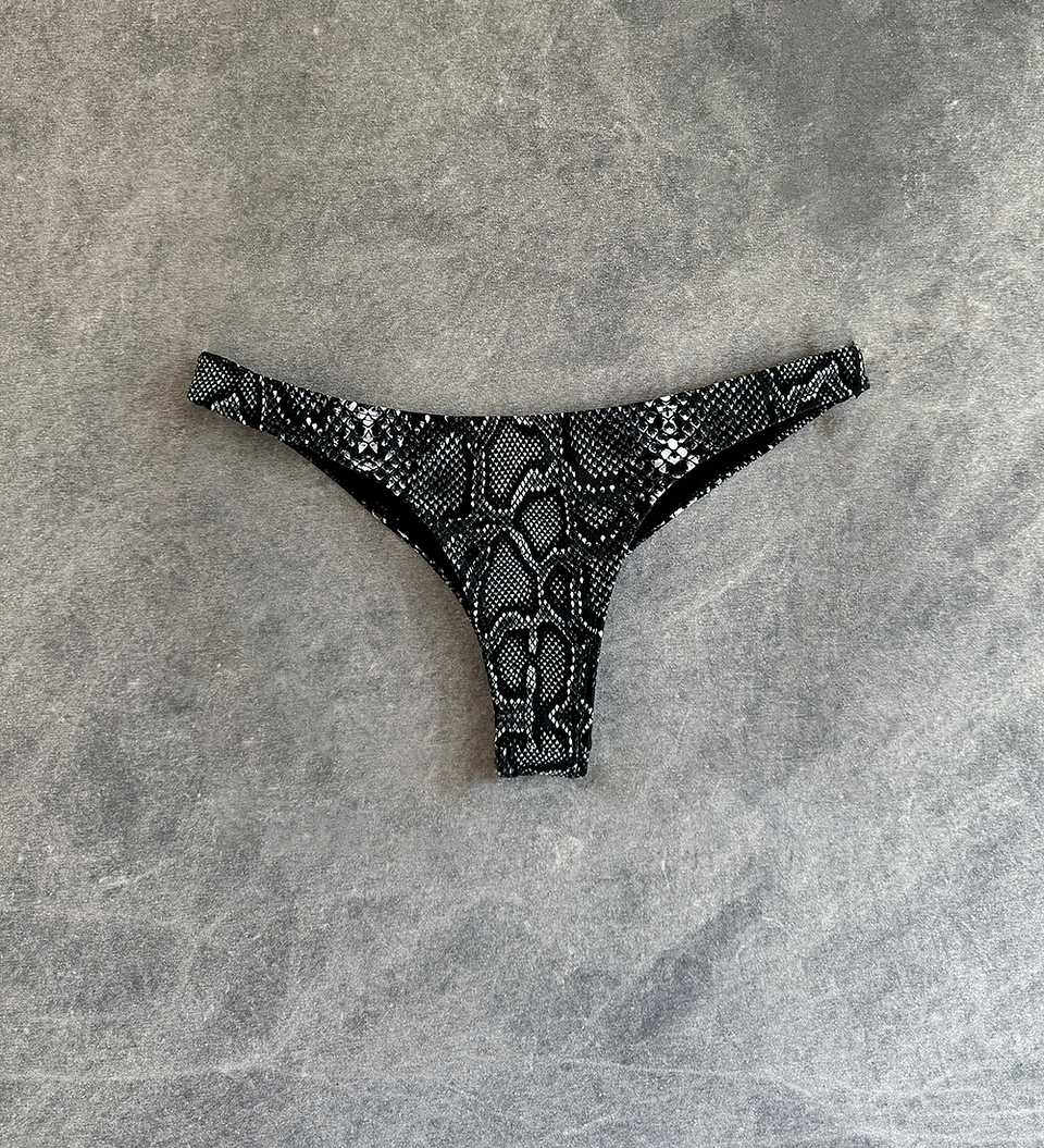 THEA BOTTOM black snake skin  1
