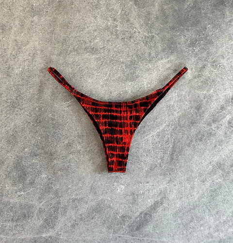 IRIS BOTTOM red chinese ink 