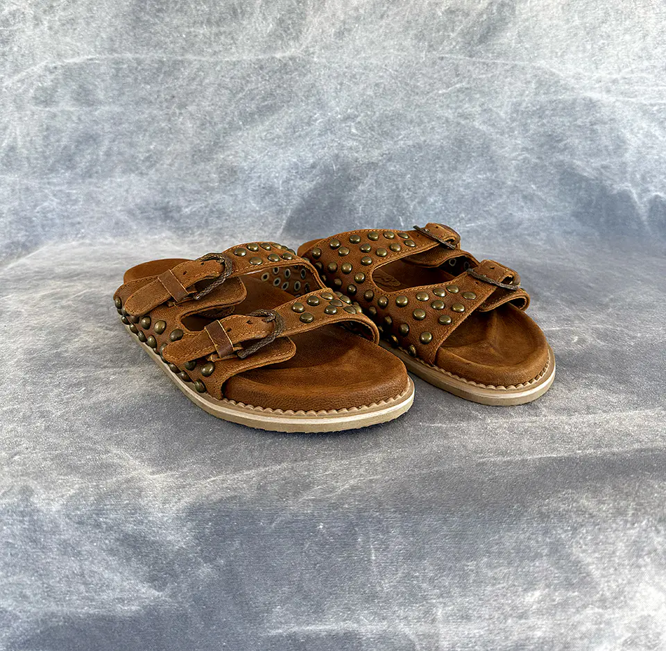 LAYAN SANDALS camel | brass 2
