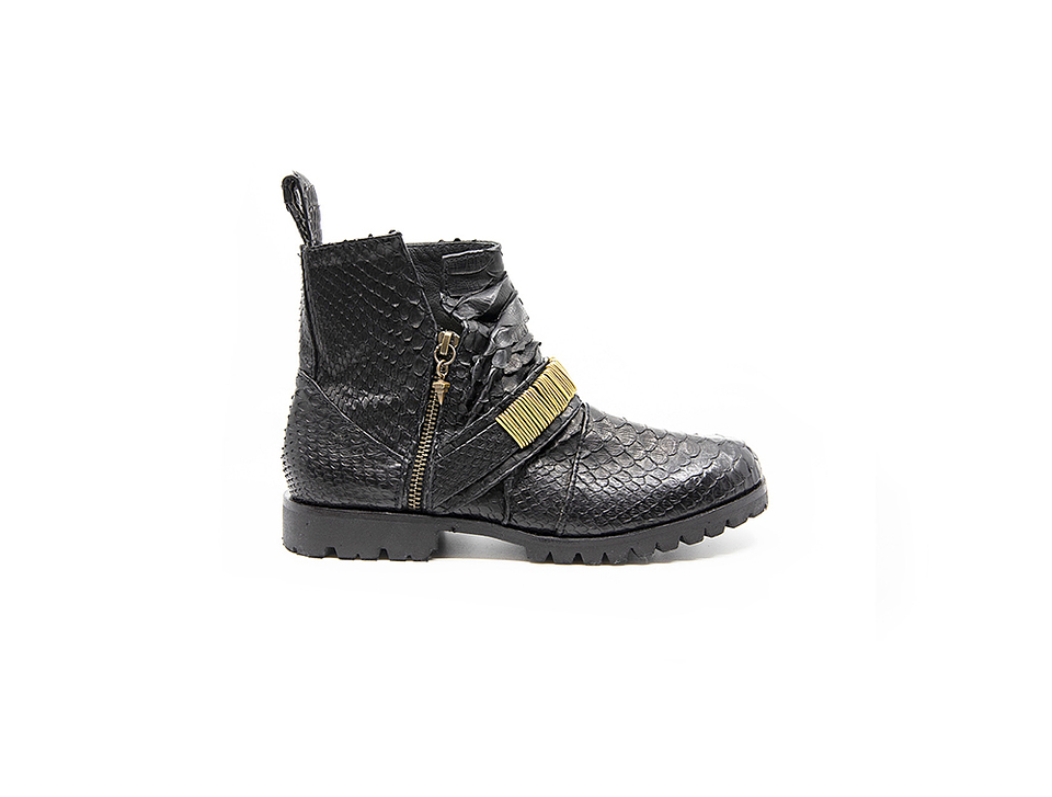 ZANDRA BOOTS black | brass 1