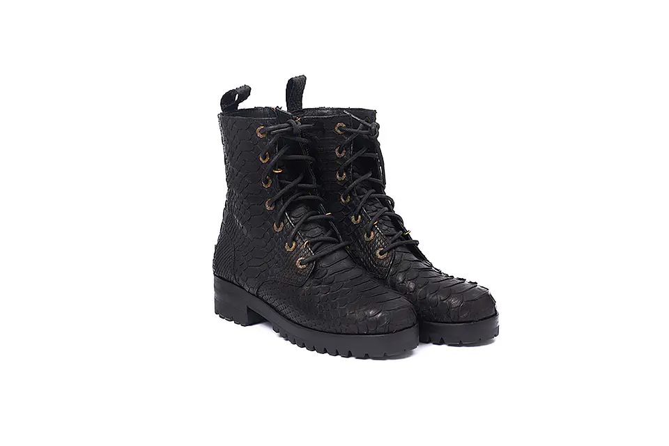 ZIA BOOTS black | brass 1