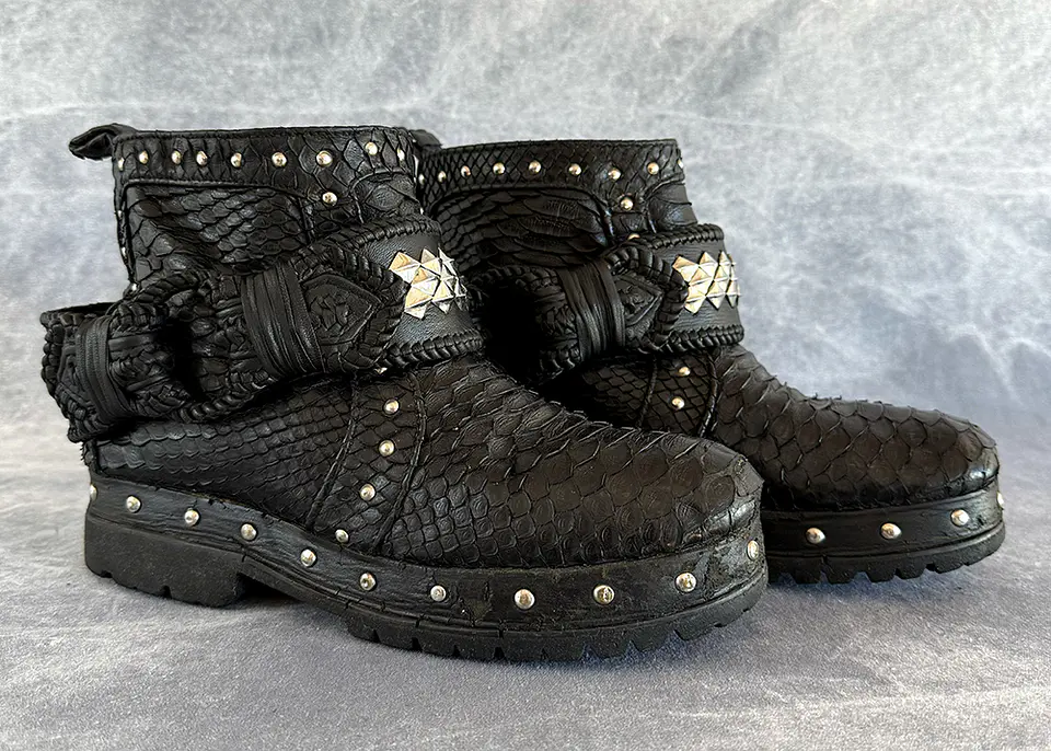 SHEA BOOT CUFFS black | silver 2