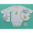 Conjunto de maternidade com body + Babete + gorro  ( estampado) 100% algodão 2