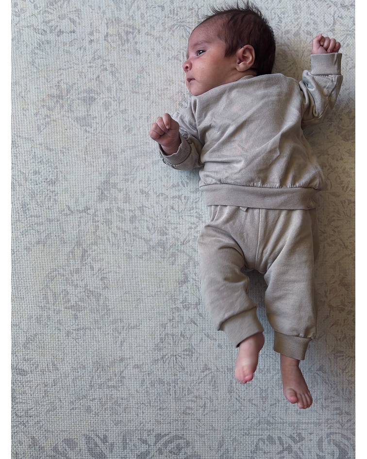 NUEVO Alfombra para bebe antigolpe, playmat Velvet Bloom, 140 x 210 cm