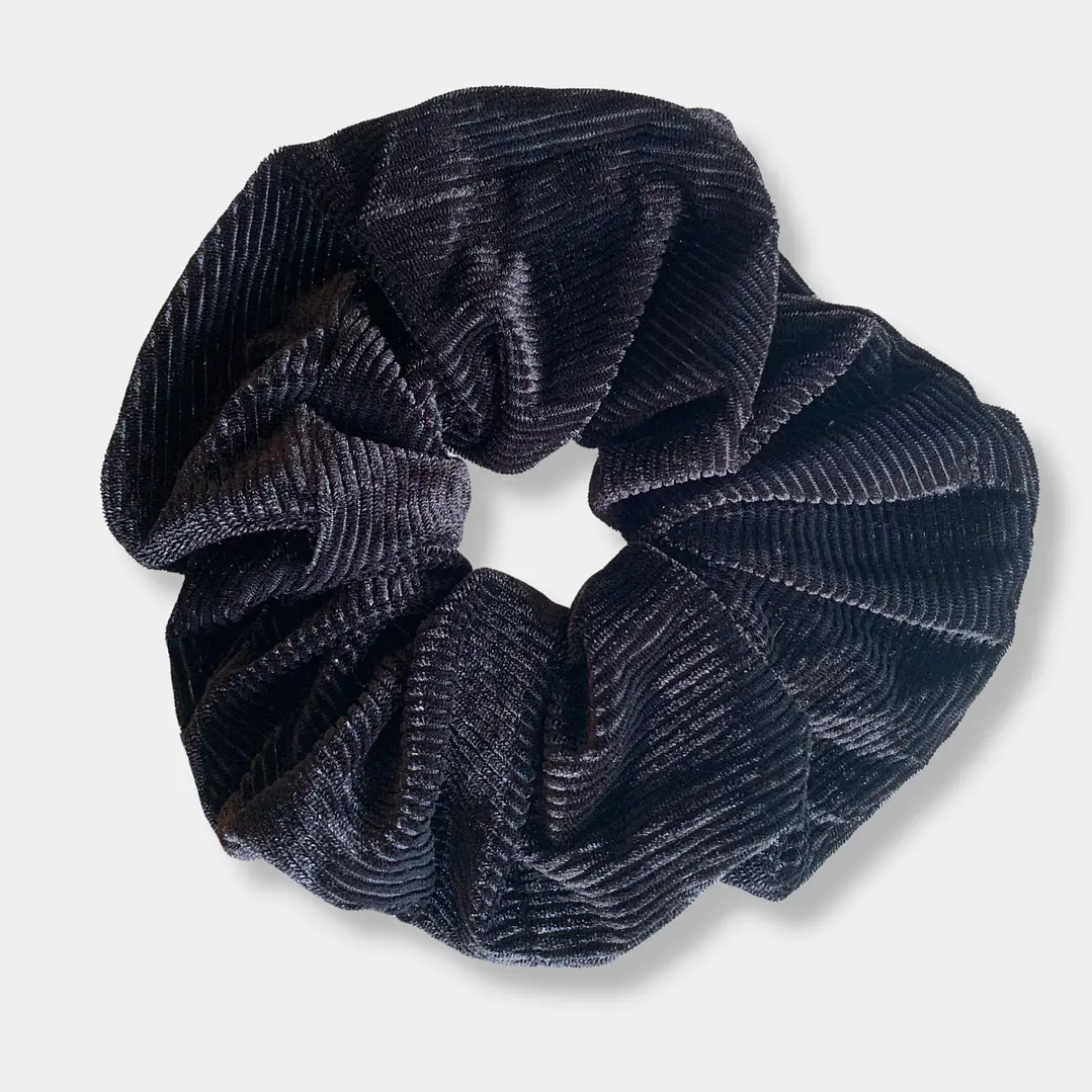 SCRUNCHIE COTELE NEGRO  1