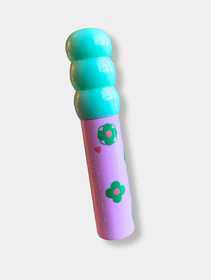 LABIAL AESTHETIC 