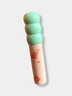 LABIAL AESTHETIC 