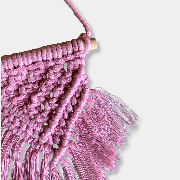 COLGANTE MACRAME ROSADO 2