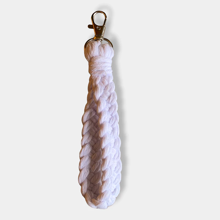 LLAVERO MACRAME GRUESO BLANCO 1