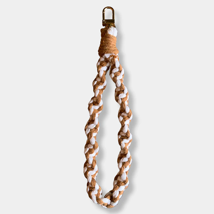 LLAVERO MACRAME TRENZADO CAFE 1