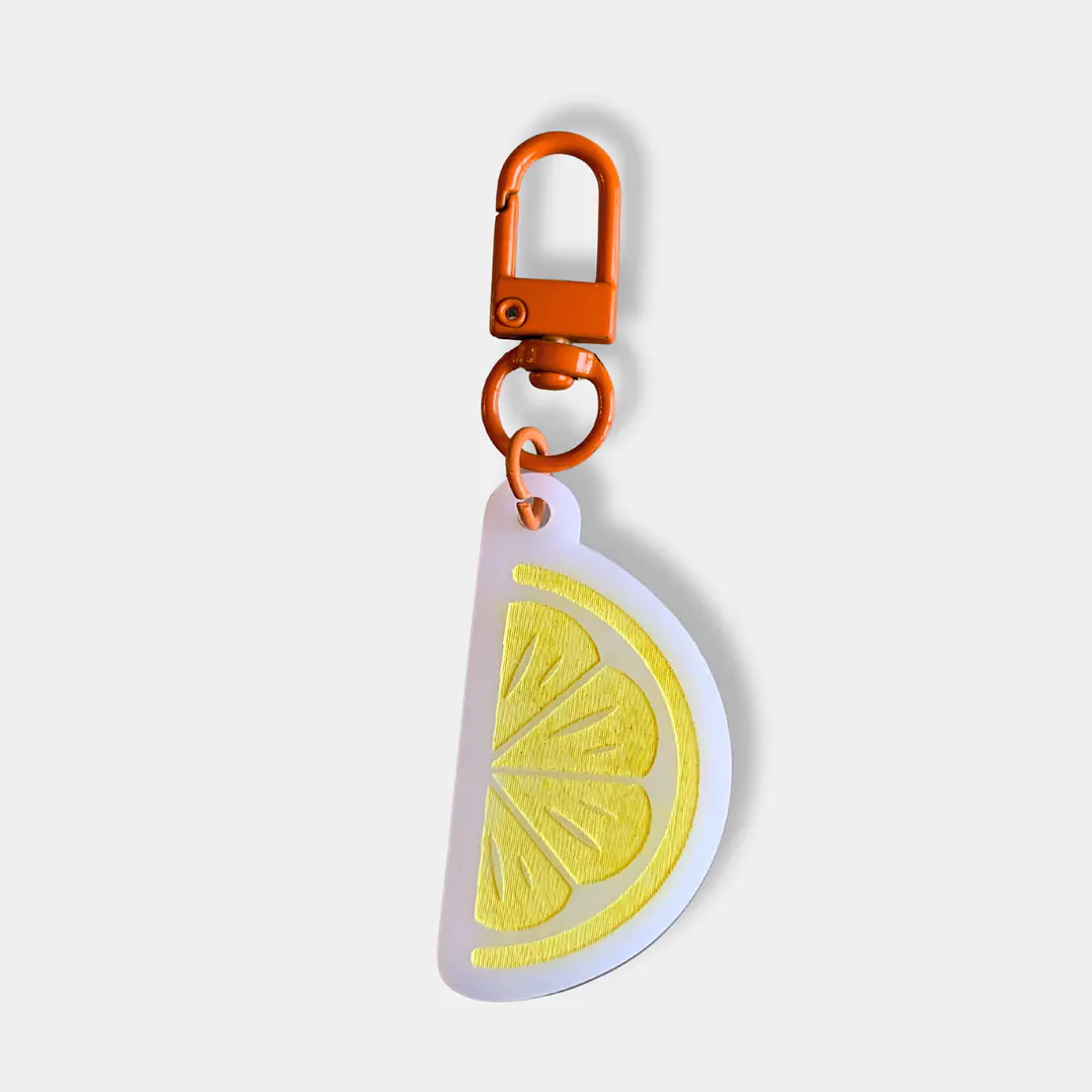 LLAVERO ACRILICO GRABADO LIMON GANCHO NARANJO 1