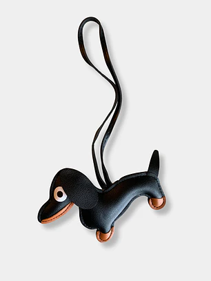 CHARM PERRO SALCHICHA NEGRO