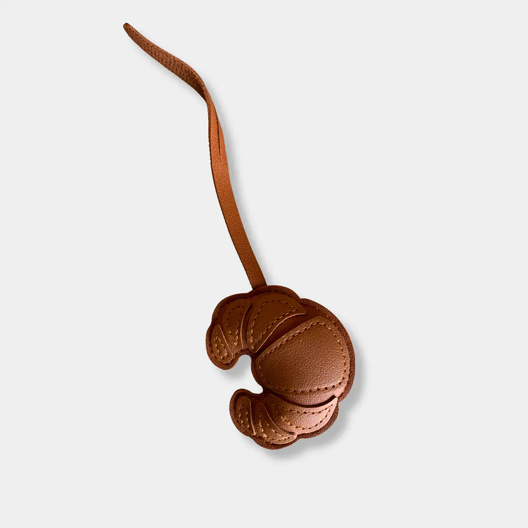 CHARM CROASSANT 1