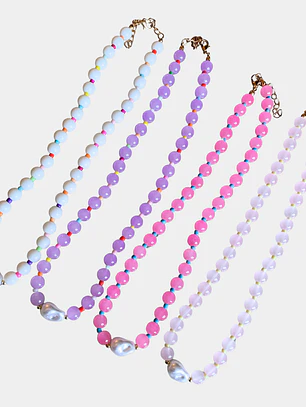 COLLAR PERLA Y MOSTACILLAS 
