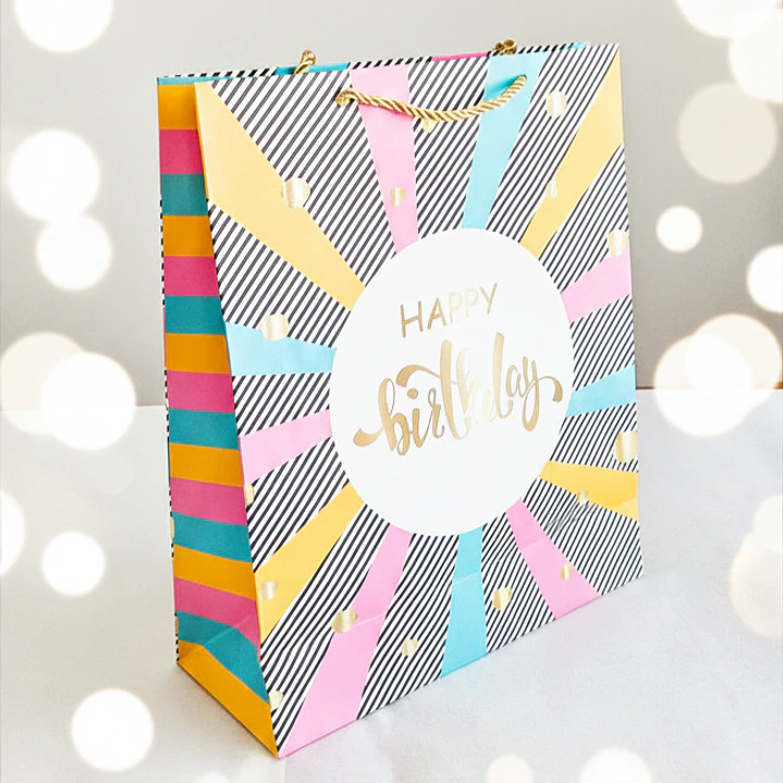 Bolsa Mediana para Regalo Cumpleaños Varios Diseños 4