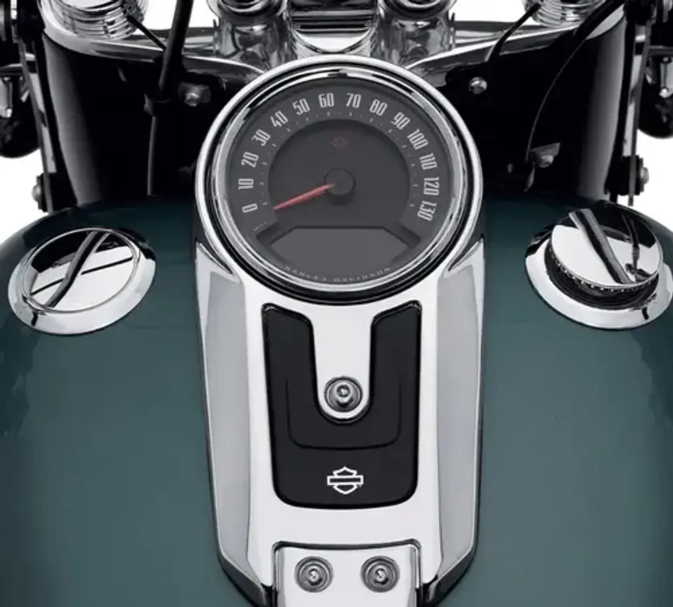 Harley-davidson Softail 18-21 Flush-mount Fuel Cap Kit 2
