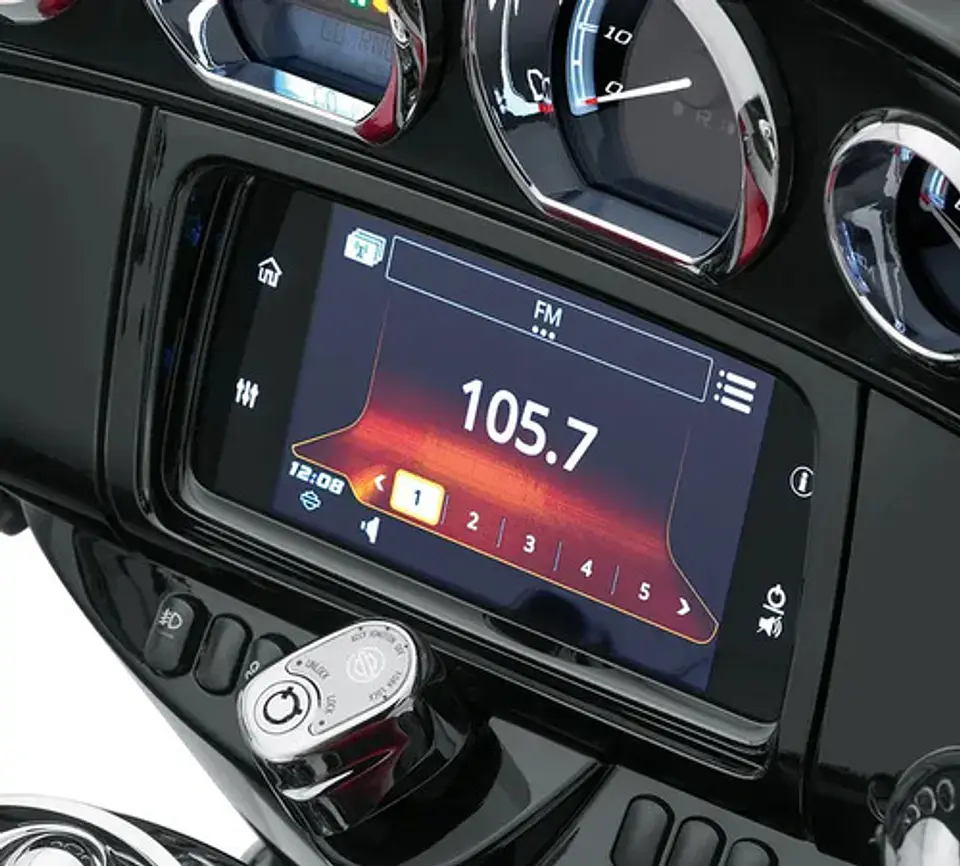 Harley-davidson Touring Boom Box Gts Radio Kit Multimidia 4