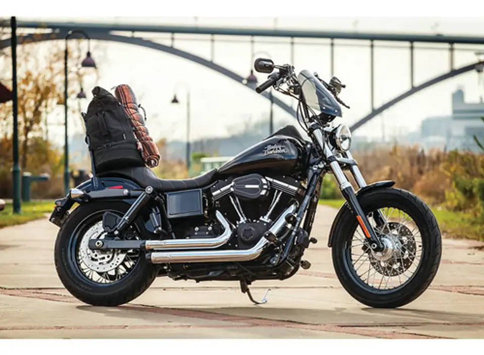 Kuryakyn Momentum Freeloader Duffle Bag 5
