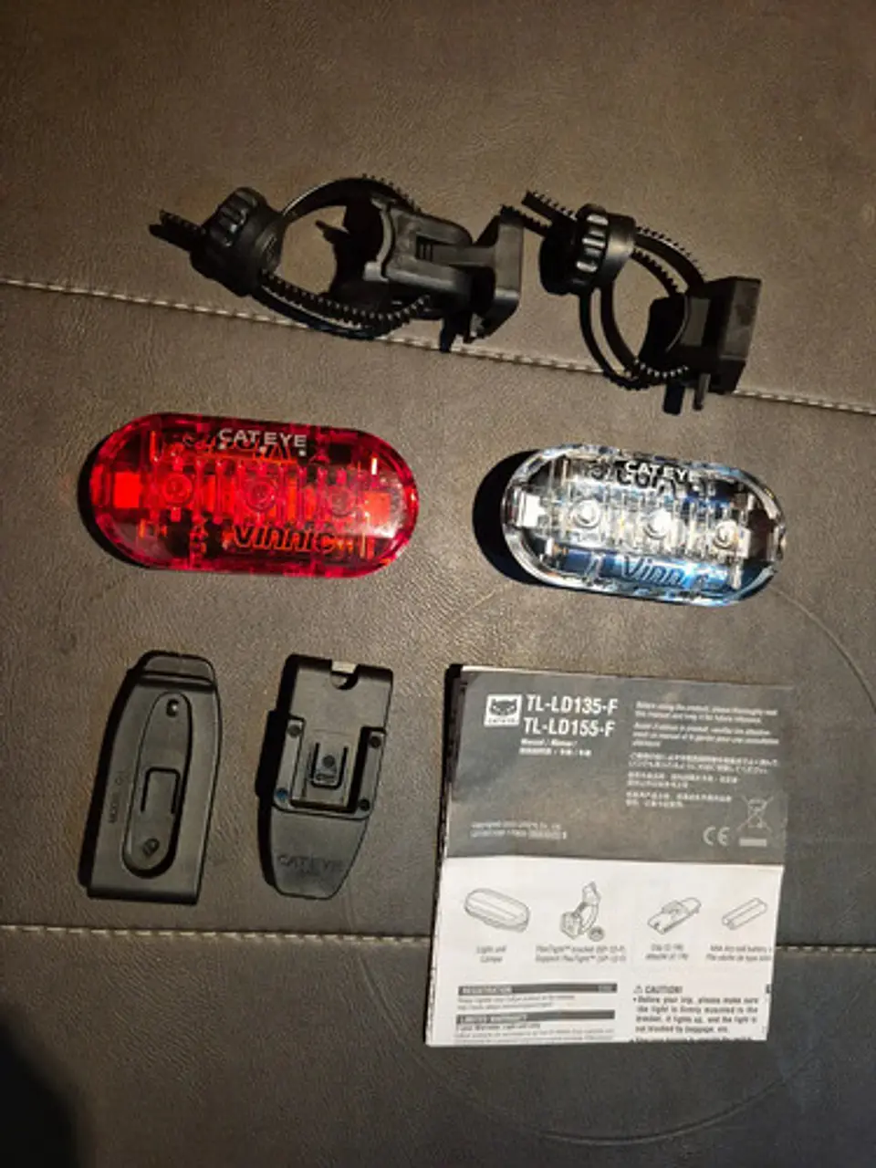 Kit Iluminação Bicicleta Led Cateye Omni 3 Frontal Traseira 6