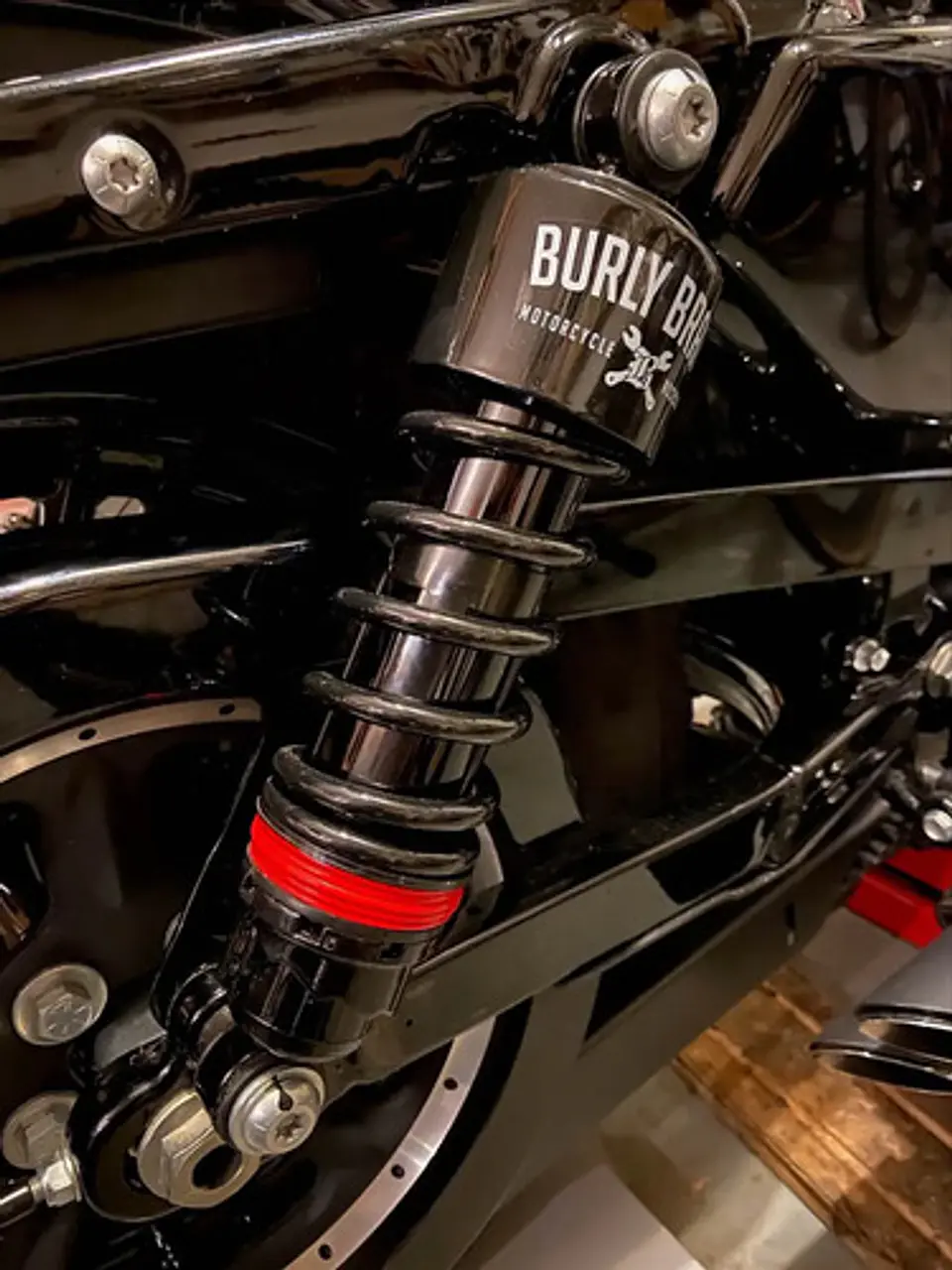 Burly Brand Slammer Plus Shocks P Harley Davidson Sportster 6