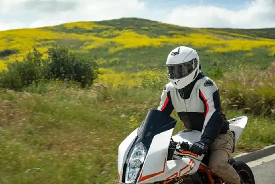Sena Outrush R Helmet Bluetooth Modular 13